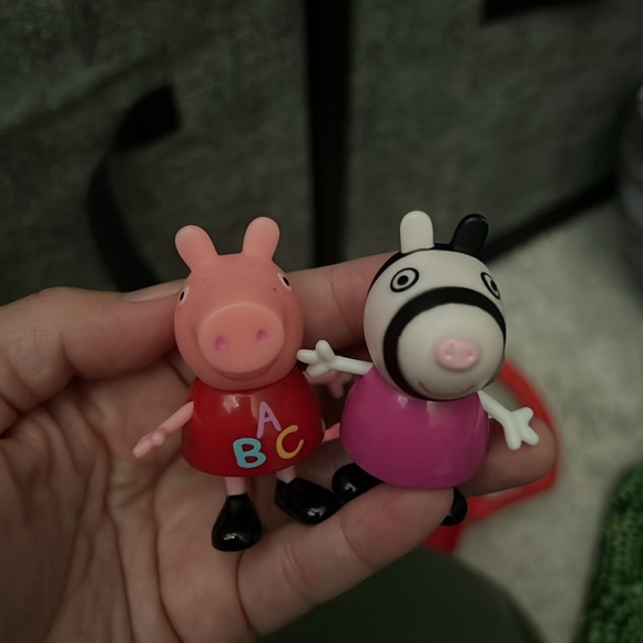 Peppa Pig School Playset - Picture 9 of 11